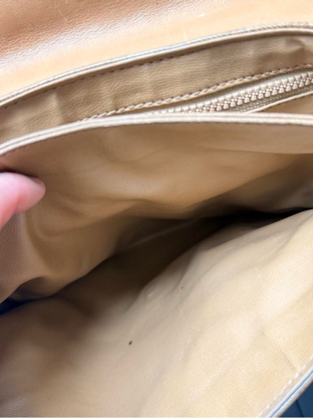 Celine Tan Leather Interior Shoulder Bag - Picture 7 of 8